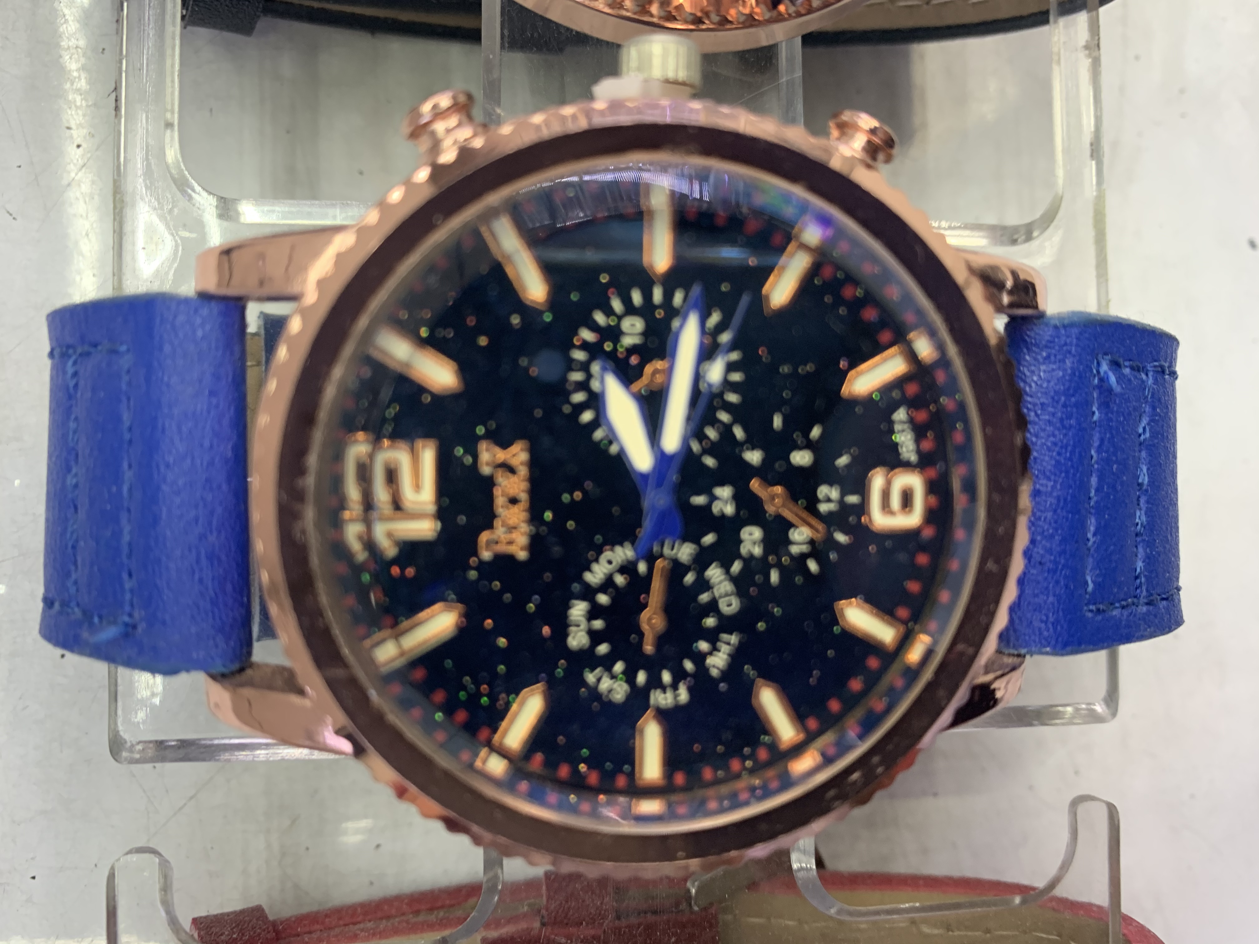 男士休闲时装表细节图