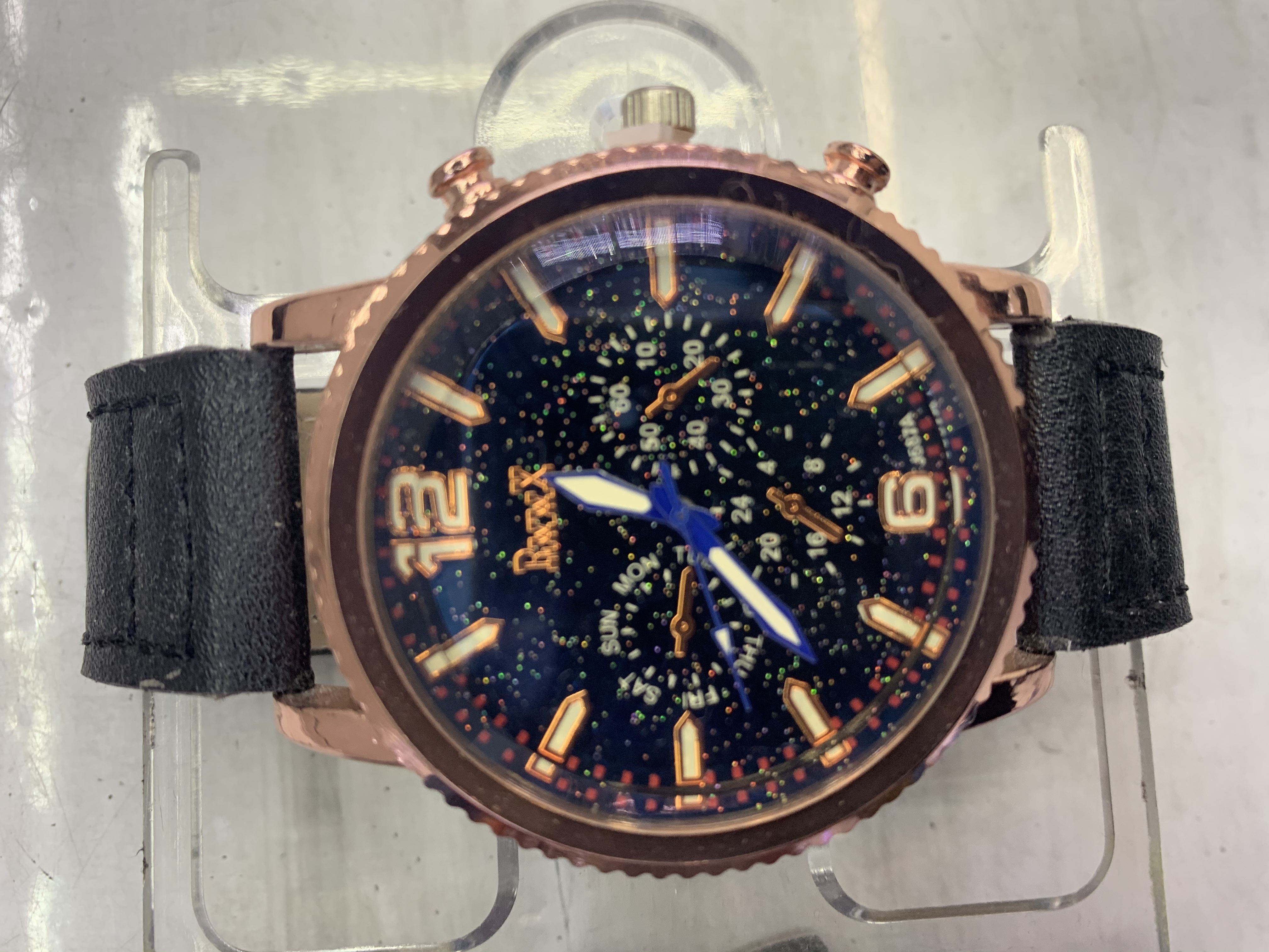 男士休闲时装表产品图