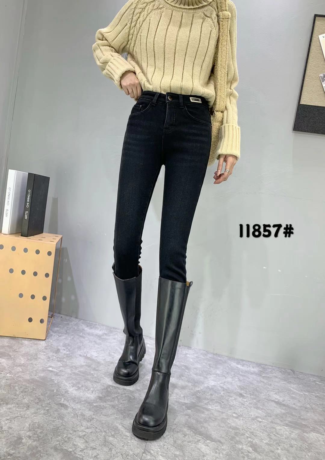 4复合牛仔长裤产品图