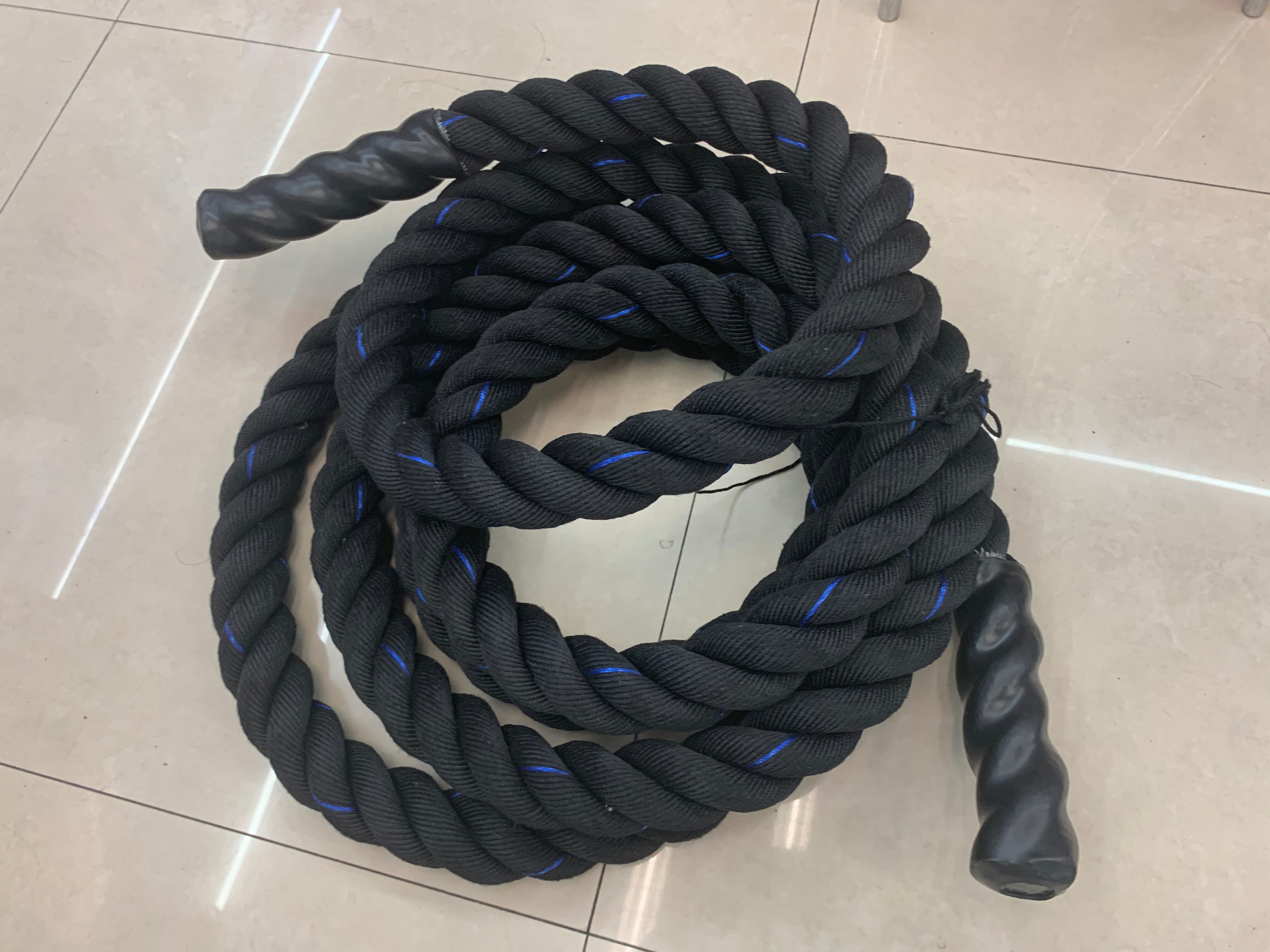 战绳甩绳