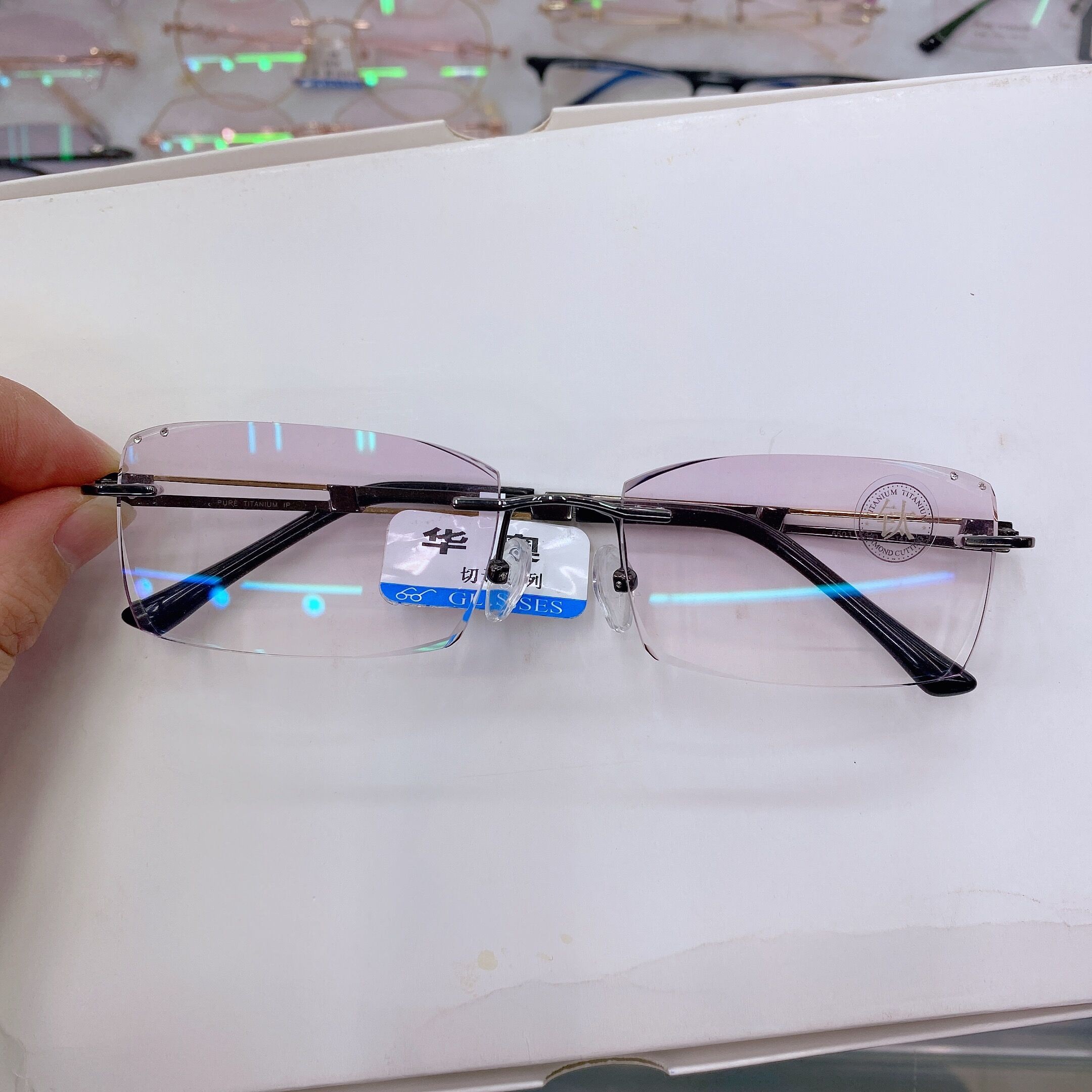 Pure titanium eyeglass frame, frameless frame, business men's myopia eyeglass frame brand, frame manufacturer wholesale detail image 6