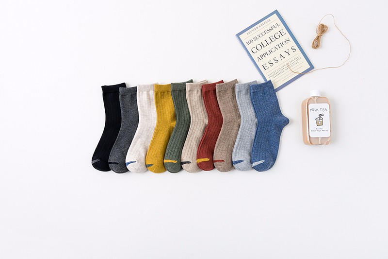 Best-selling couple socks, mid-range all-cotton men's and women's socks detail image 5