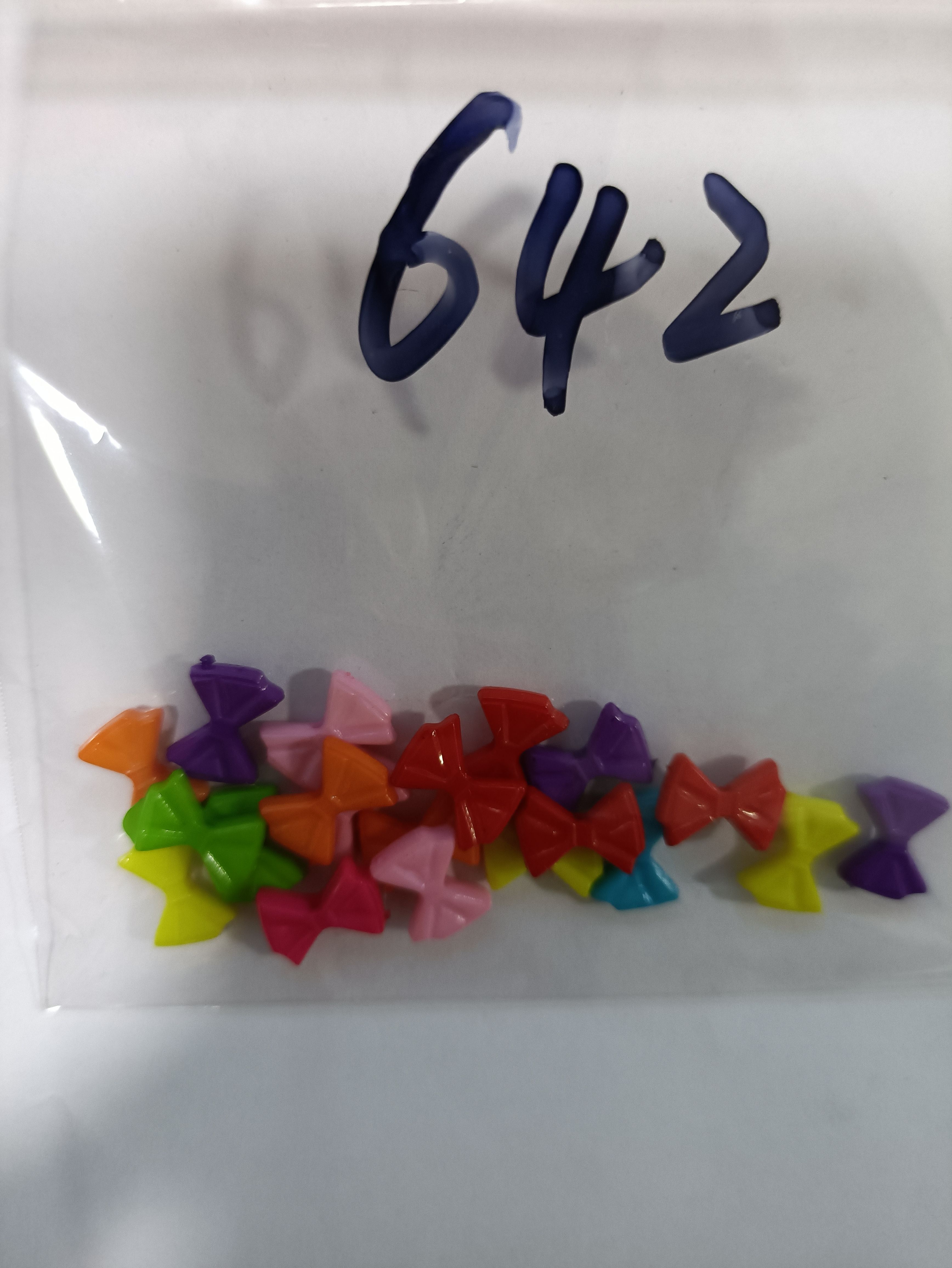 642
