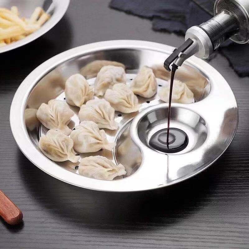 Stainless Steel Dumpling Plate Drain Plate Practical Microwave Oven Multifunctional Plate Application Scenario