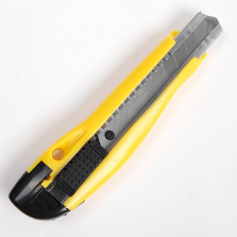 510 Utility knives, office supplies, office scissors, knives, office stationery knives, scissors tools, hardware tools, knives, measuring tools, utility knives full figure