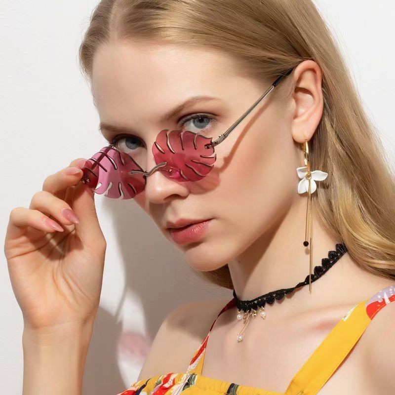 新款无框个性叶子太阳镜 女舞台走秀百搭搞怪网红无框墨镜详情图7