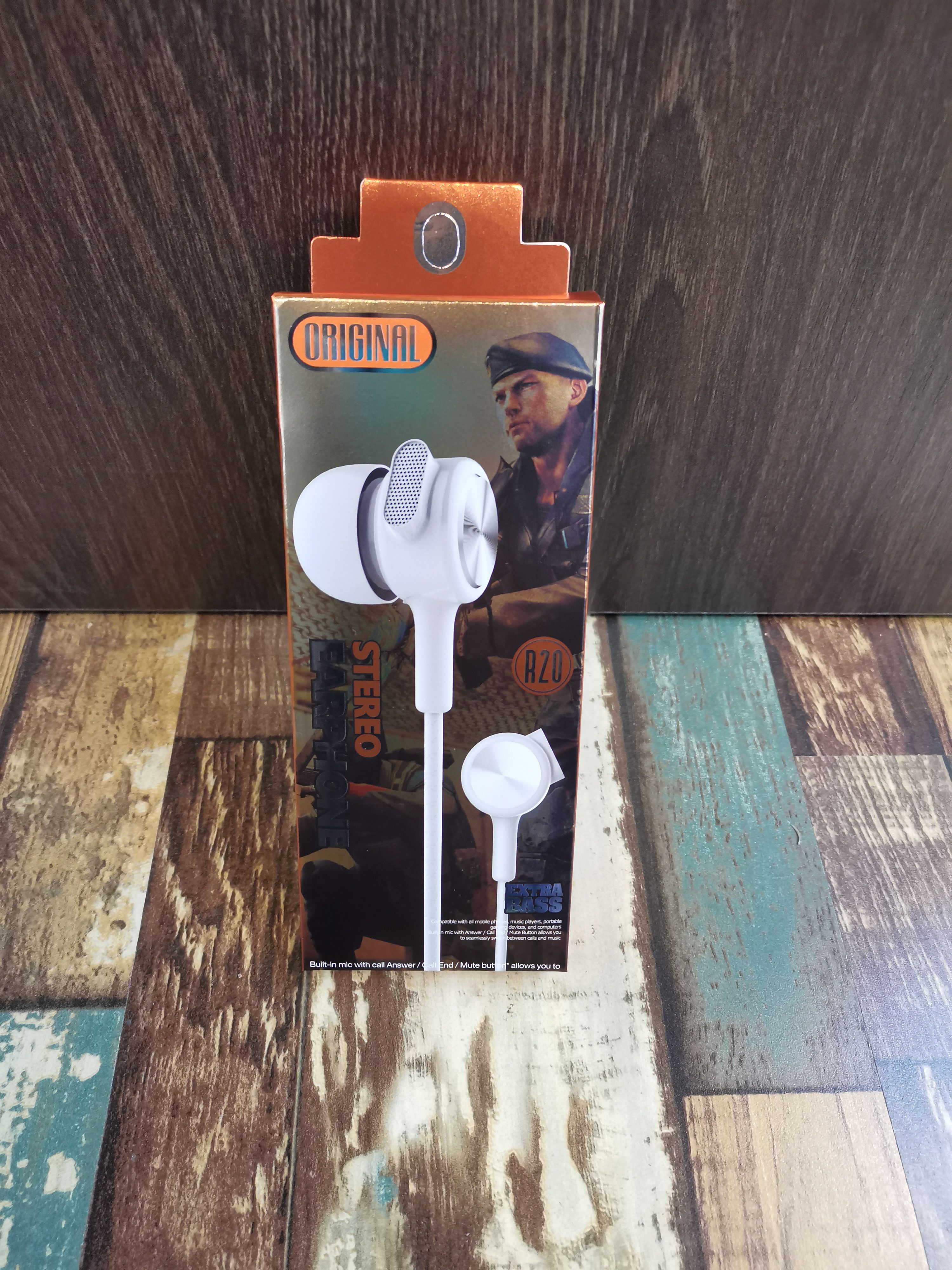 Guangdong SUOGE mobile phone Headphones R20 Application Scenario
