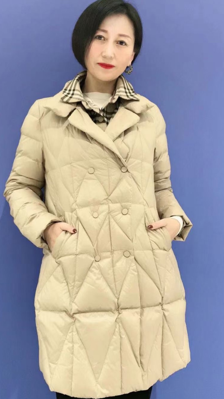 Mid-length fashion down jacket