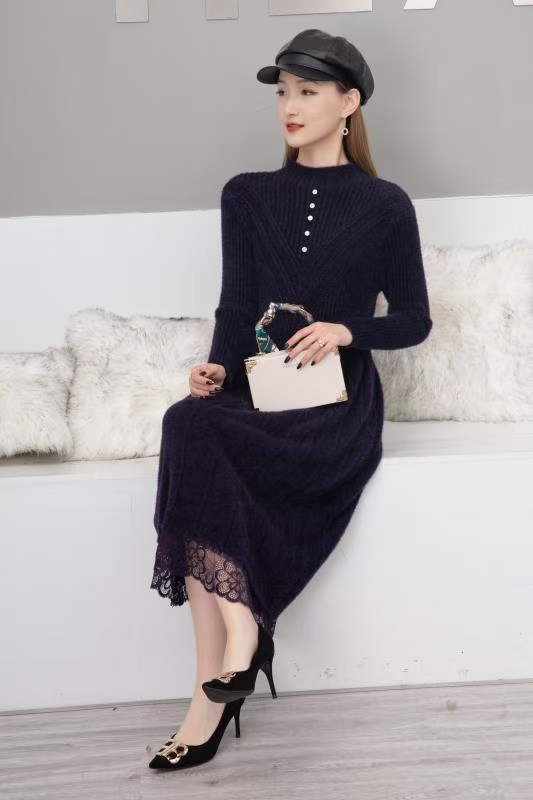 Mink velvet wavy neck dress details Picture