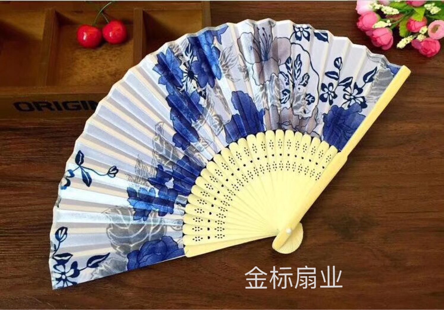 新款古典景区绸布色丁扇时尚经典稠布手持折叠扇团扇扇子 竹艺日式详情图15