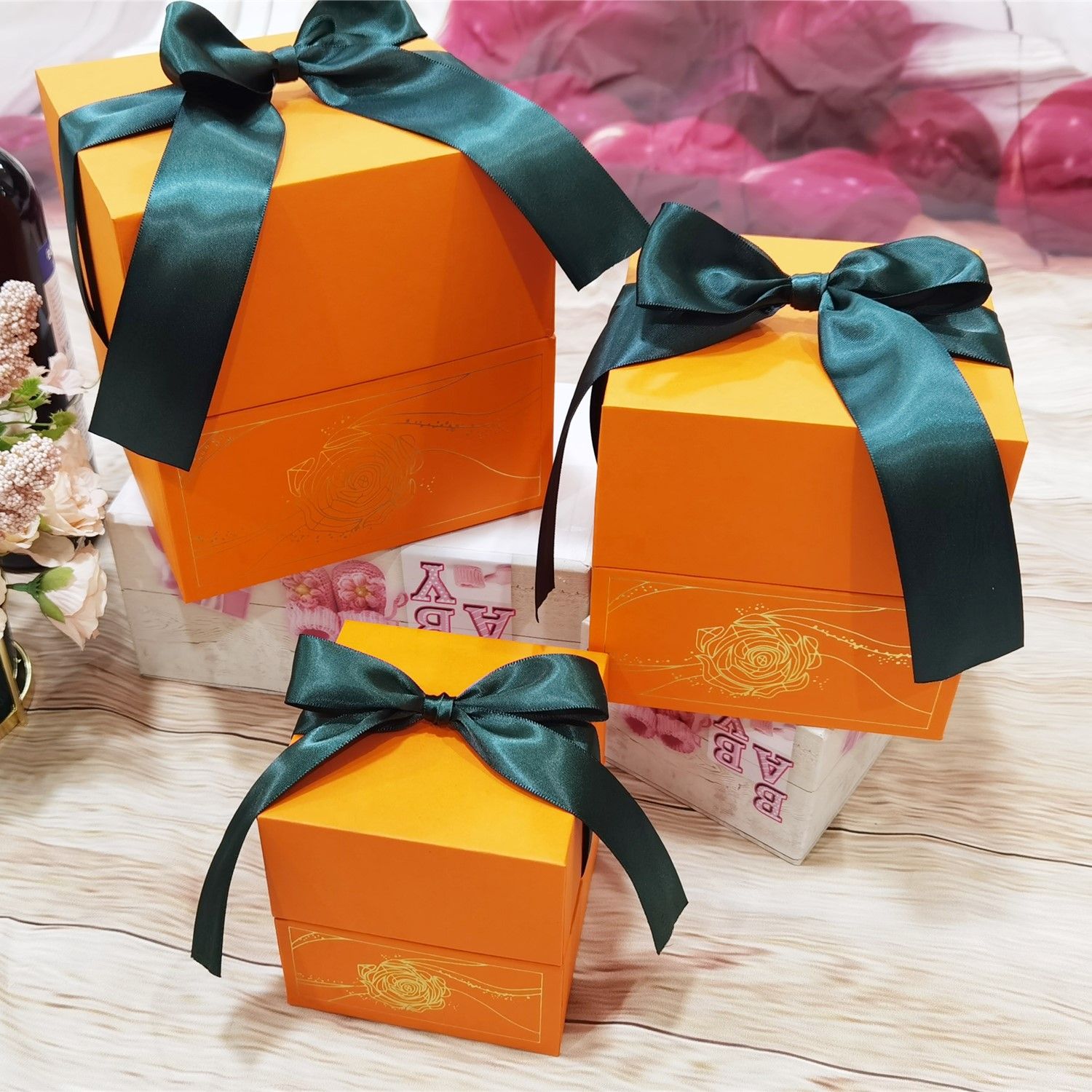 New 3-piece square gift box