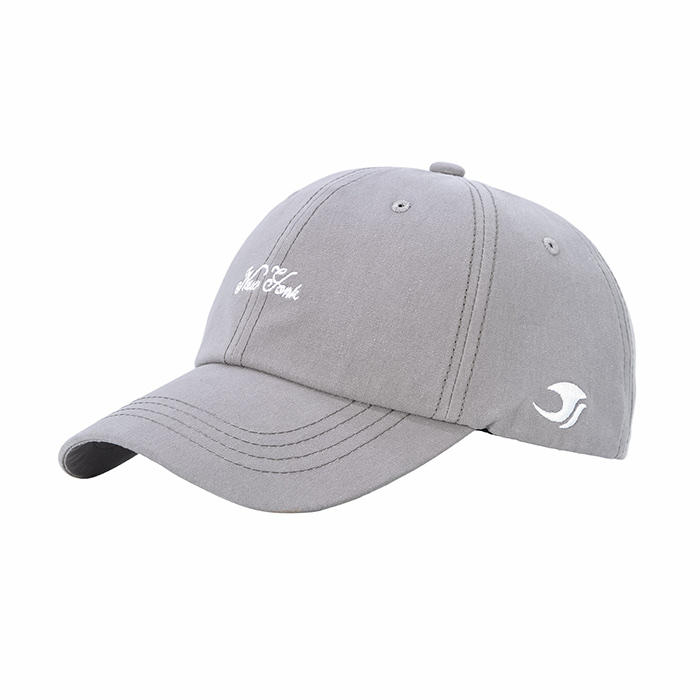 Fashionable small lettered baseball cap and soft-top baseball cap detail image 5