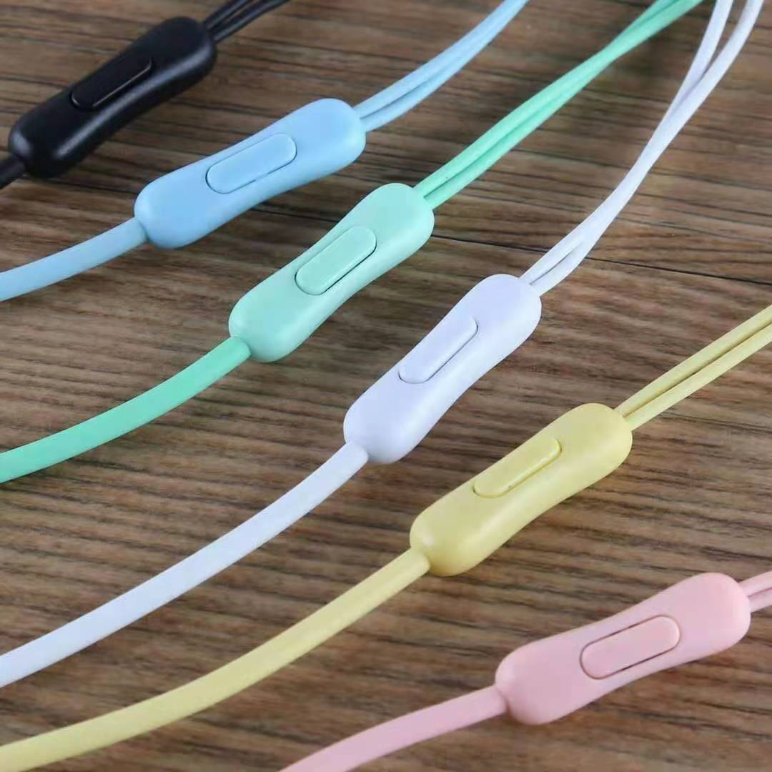 KY-73 Sogo Headphones, in-ear headphones, earbuds with microphone (Color randomly dispatched) undefined