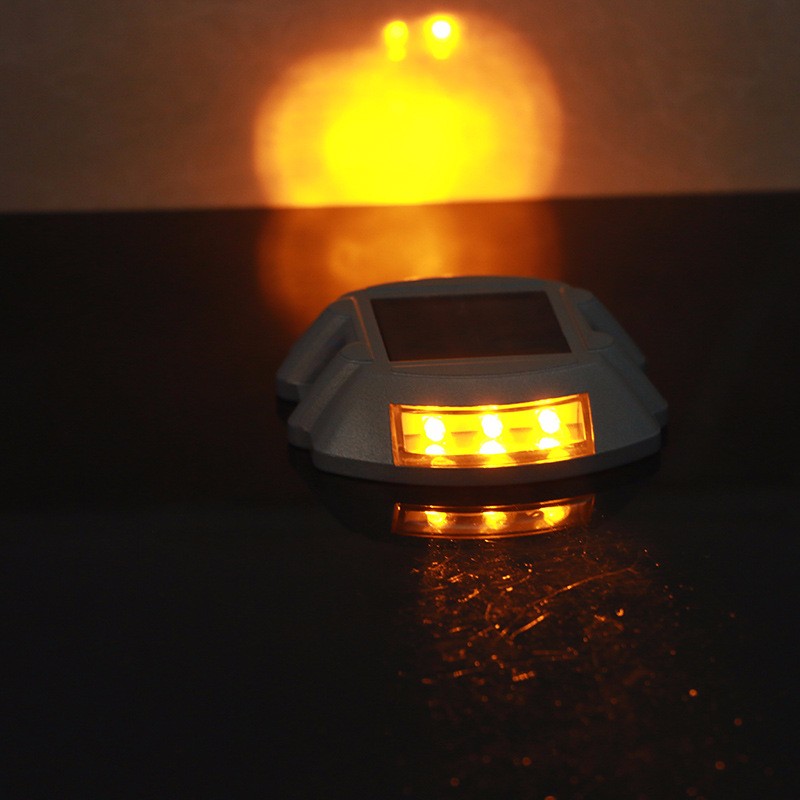 太阳能马蹄形警示灯 道钉 抗压台阶灯夹板灯庭院灯防水LED灯IP67详情图8