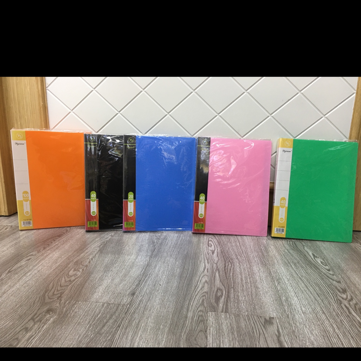 Raw material and new material information booklet, 10 pages, 20 pages, 30 pages, 40,60,80,100 pages, low price and good quality, dedicated to export Application Scenario