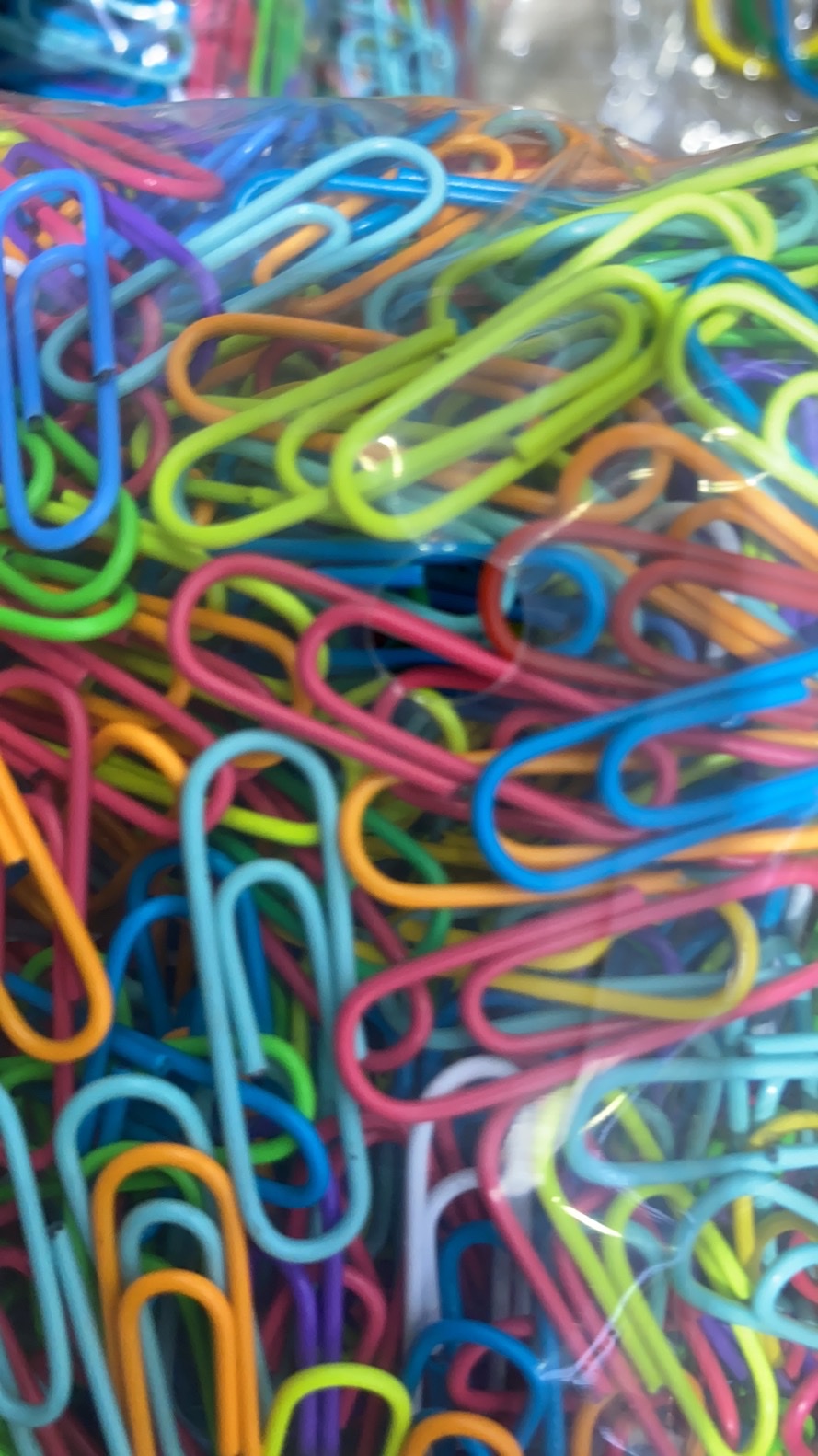 Paper clips, office supplies, colorful bookmarks, creative and cute circular pins, clips, U-shaped pins, anti-rust stamps, spiral pins, small circular pins, paper clips, fixed wholesale stationery, 1 piece details Picture