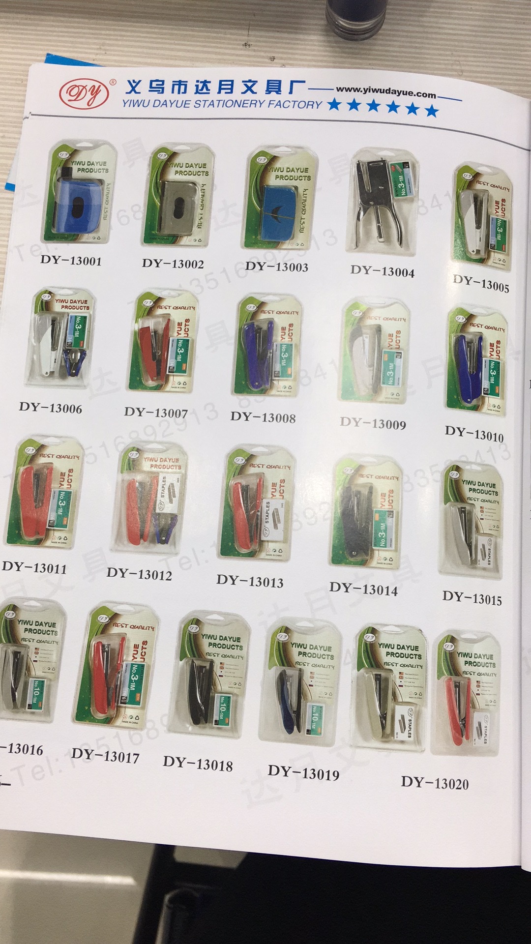 Paper clips, office supplies, colorful bookmarks, creative and cute circular pins, clips, U-shaped pins, anti-rust stamps, spiral pins, small circular pins, paper clips, fixed wholesale stationery, 1 piece undefined