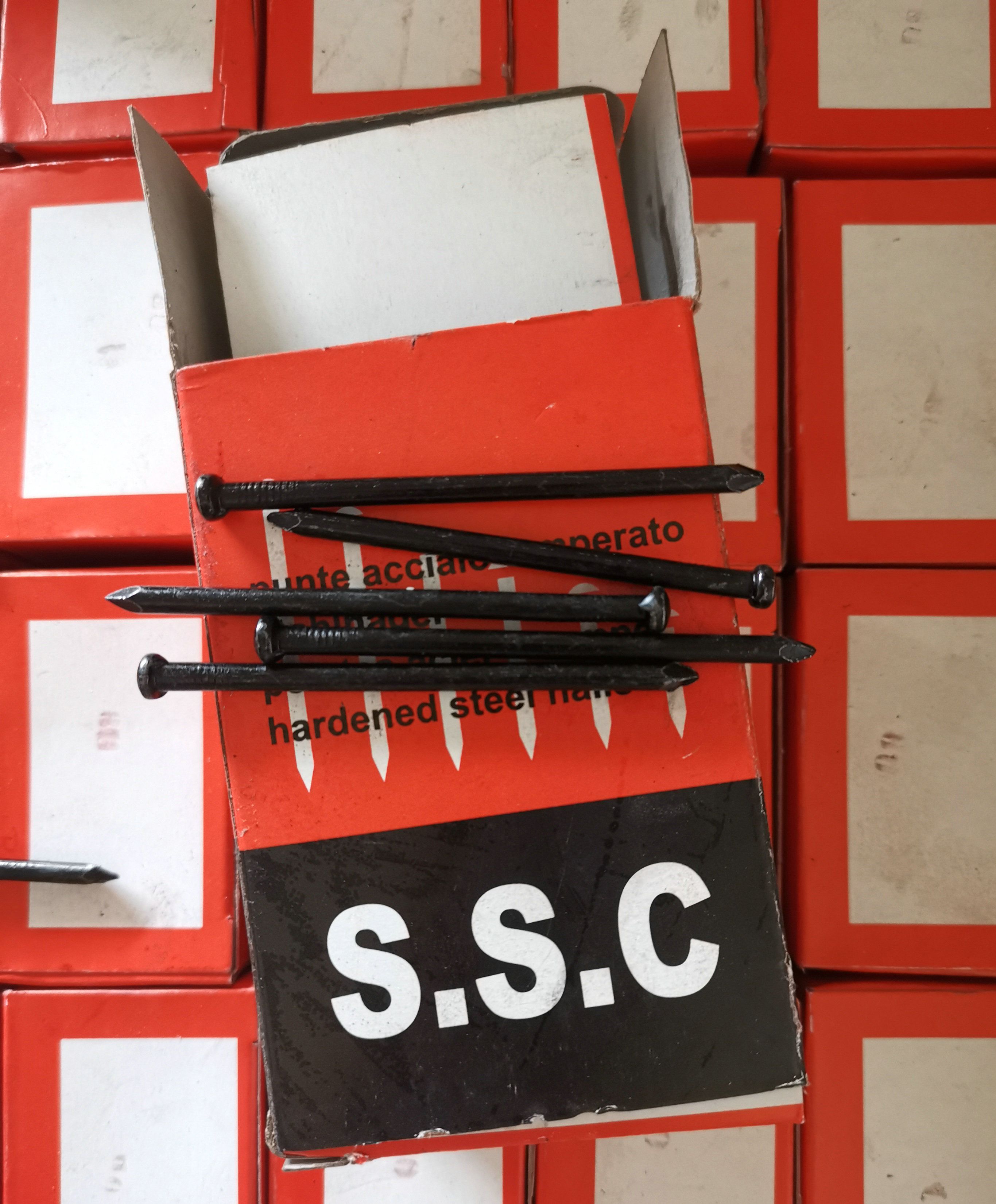 SSC小盒煮黑水泥钉钢钉 镀锌水泥钉钢钉