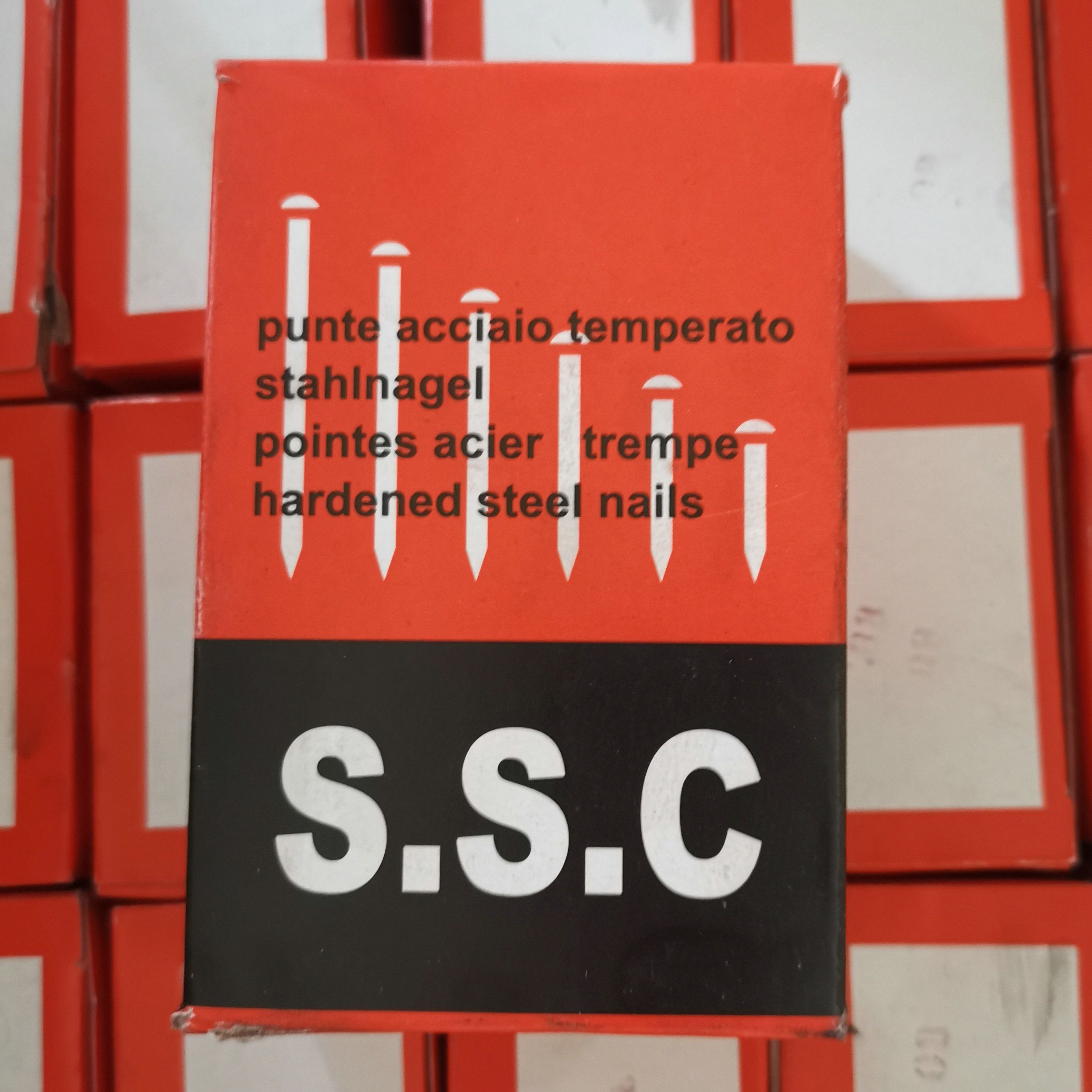 SSC small box boiled black cement nail steel nail galvanized cement nail steel nail Redlong