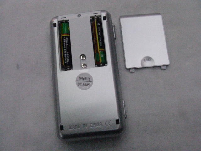 电子珠宝秤带USB，一箱装100个，单个彩盒包装、用途：称黄金 称珠宝 称各种贵族产品15116详情图3