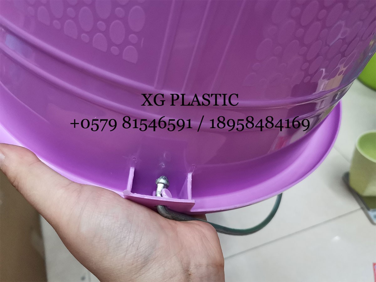 小号塑料水桶铁把水桶家用蓄水桶洗衣桶糖果色时尚圆形塑料桶热销详情图12