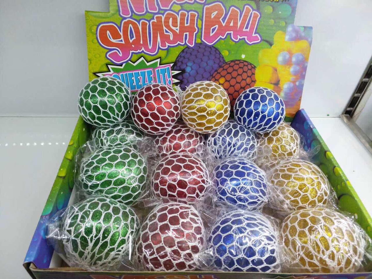 6.0金粉葡萄球，挤压减压发泄球珠子球恶搞搞笑玩具