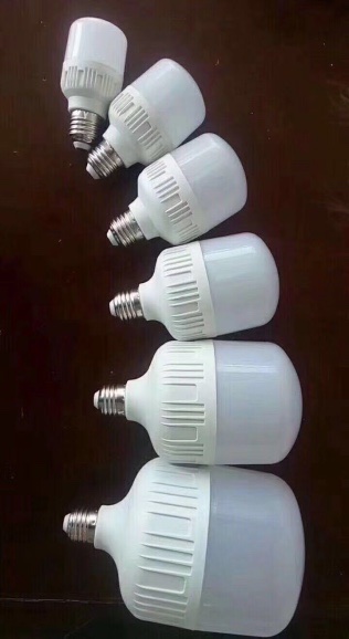 LED bulb lamp, high-brightness energy-saving, flicker-free indoor lighting fixture E27/B22, high-brightness and stylish bulb Item Picture