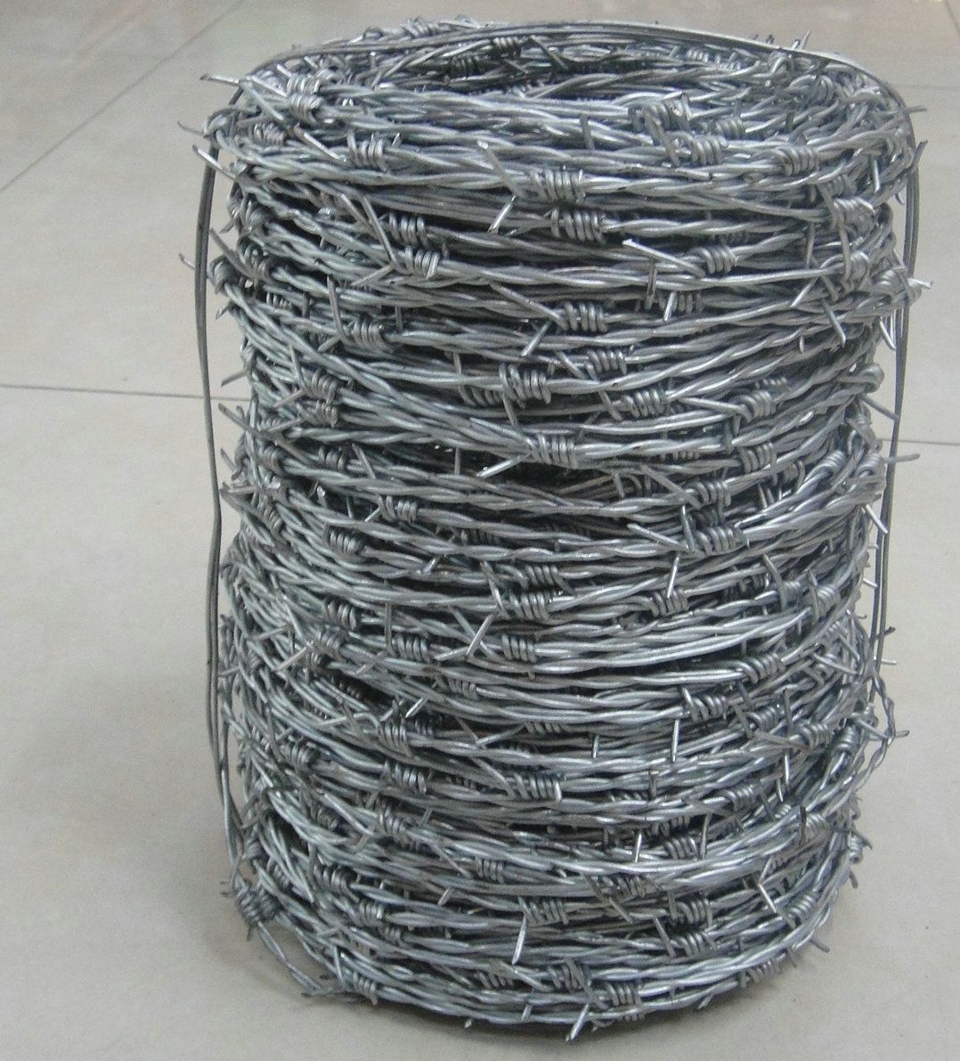 铁丝刺绳 刺线刺丝 隔离线电网barbed wire