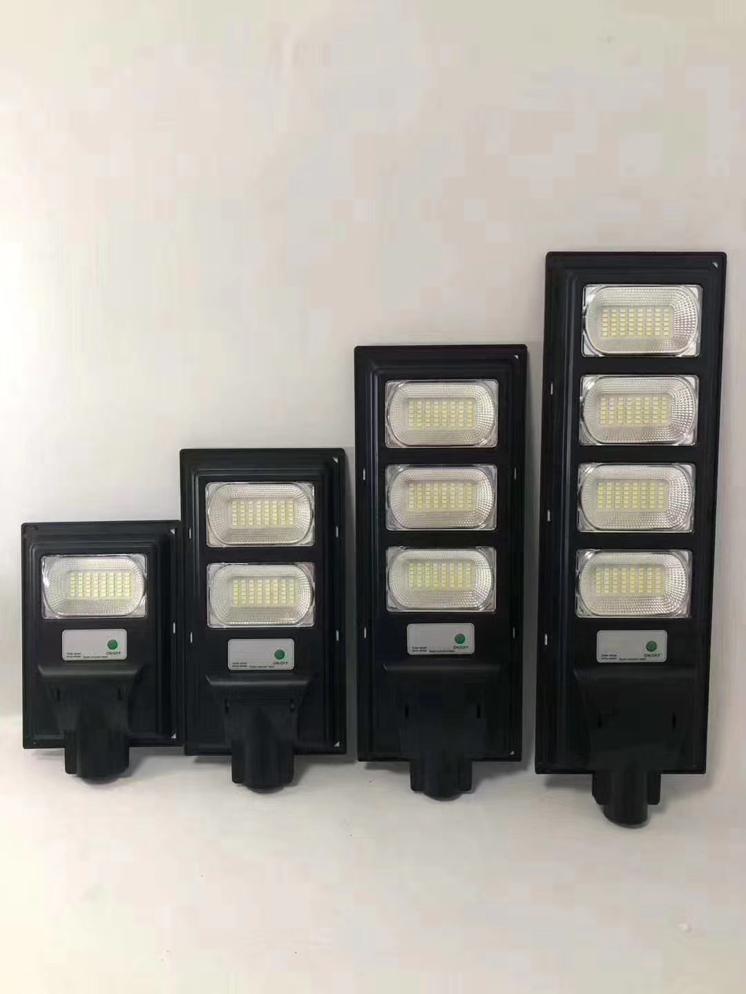 LED dual-battery charging emergency bulb, automatic charging high-brightness emergency bulb, household power outage lighting emergency light undefined