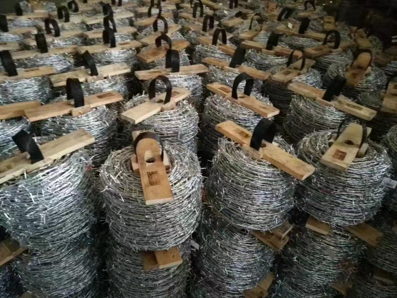 Колючая проволока pic 8