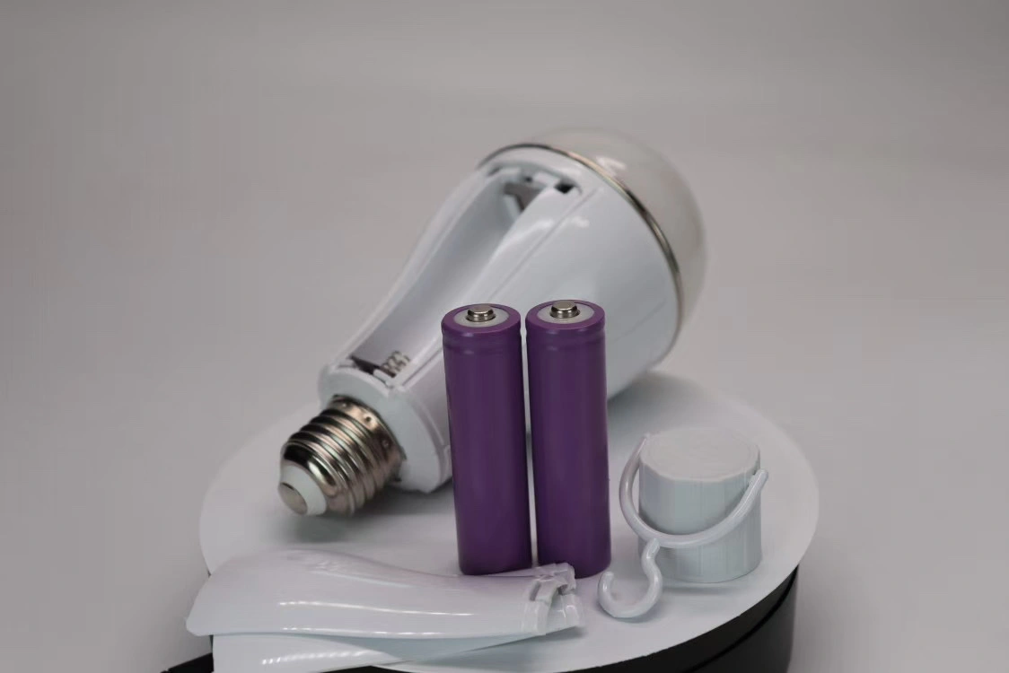 LED dual-battery charging emergency bulb, automatic charging high-brightness emergency bulb, household power outage lighting emergency light detail image 1