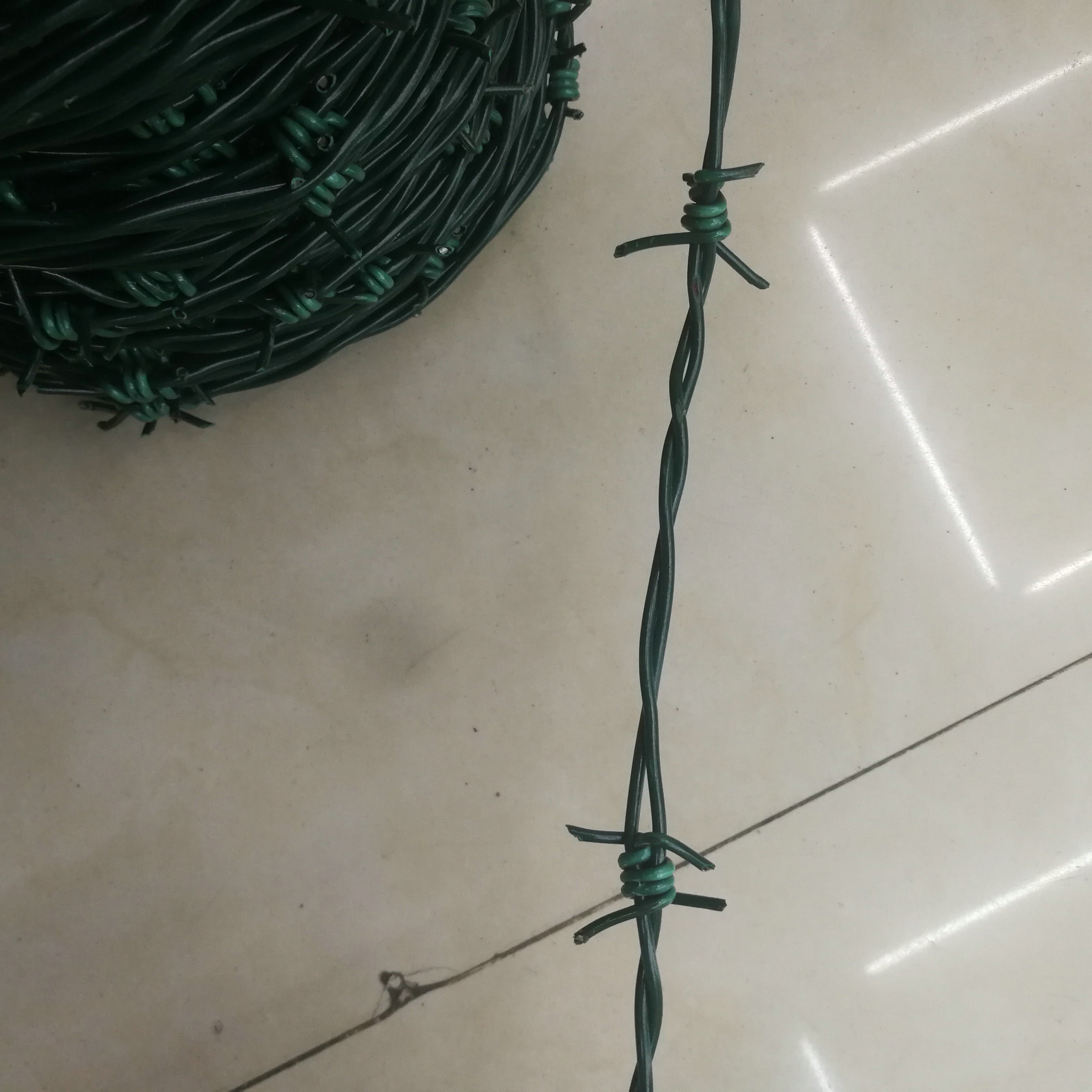 PVC刺绳 刺丝刺线 电网 隔离防护 铁丝刺绳详情图2