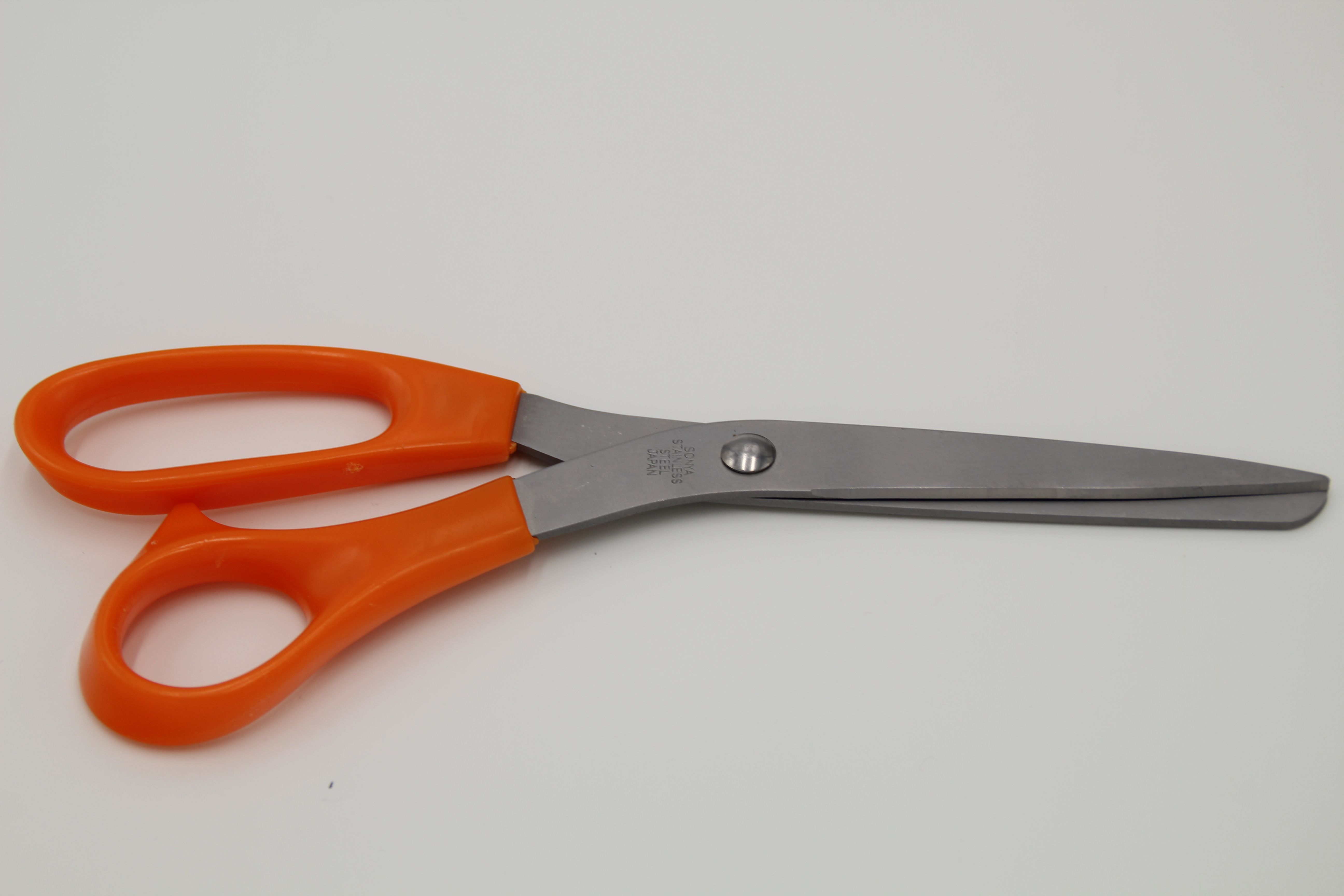 Portable scissors for office and educational hardware, office scissors Item Picture