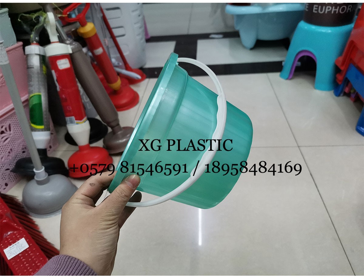 小水桶塑料桶圆形便携可提水桶儿童戏水桶学校画画洗笔桶塑料桶详情图4