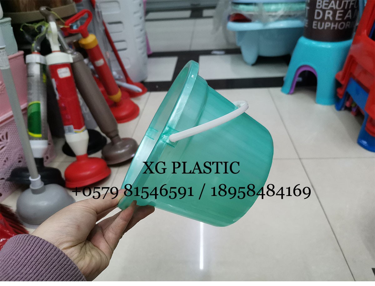 小水桶塑料桶圆形便携可提水桶儿童戏水桶学校画画洗笔桶塑料桶详情图6