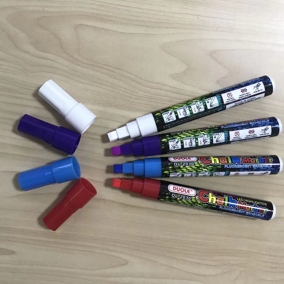 The new square-head valve liquid chalk glass pen lamp board pen features bright colors and smooth writing. 8-color DL-2030 Item Picture
