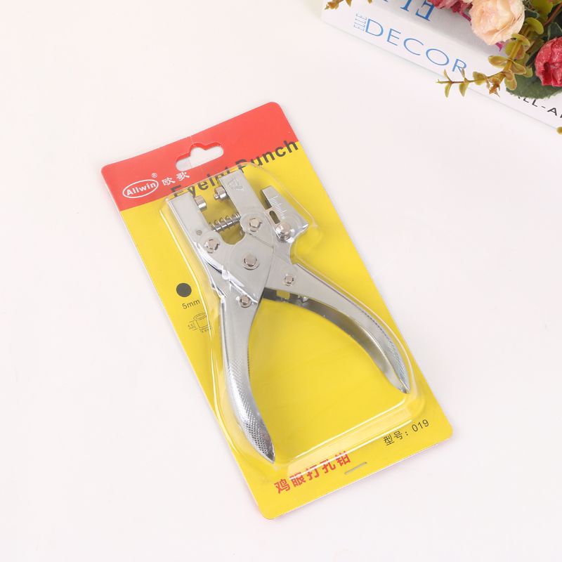 Iron perforating pliers, fully chrome-plated hardware products, factory direct sales. Large quantity. For prices, please consult customer service