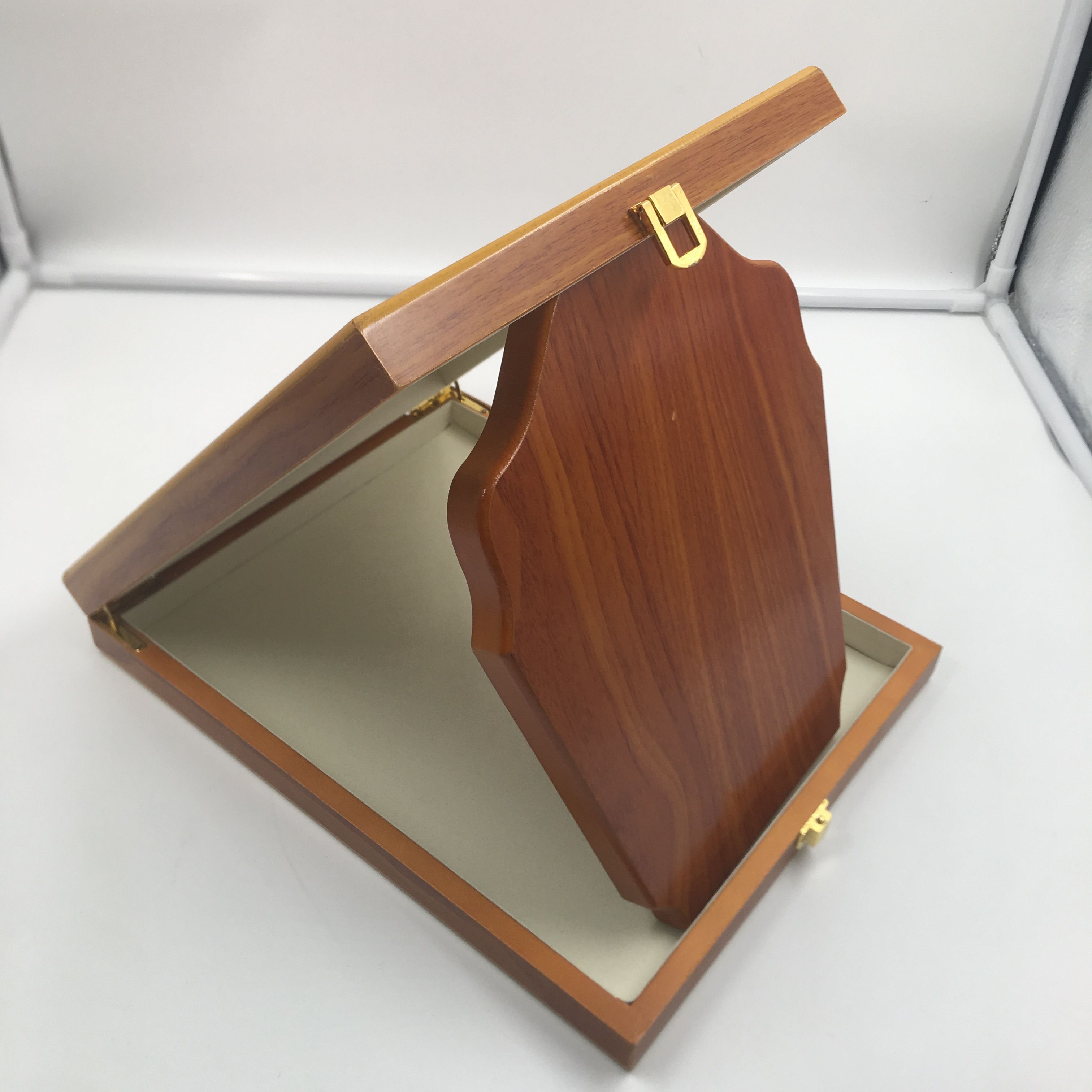 木质奖牌 木质授权牌  mdf wodoen palque 产品图