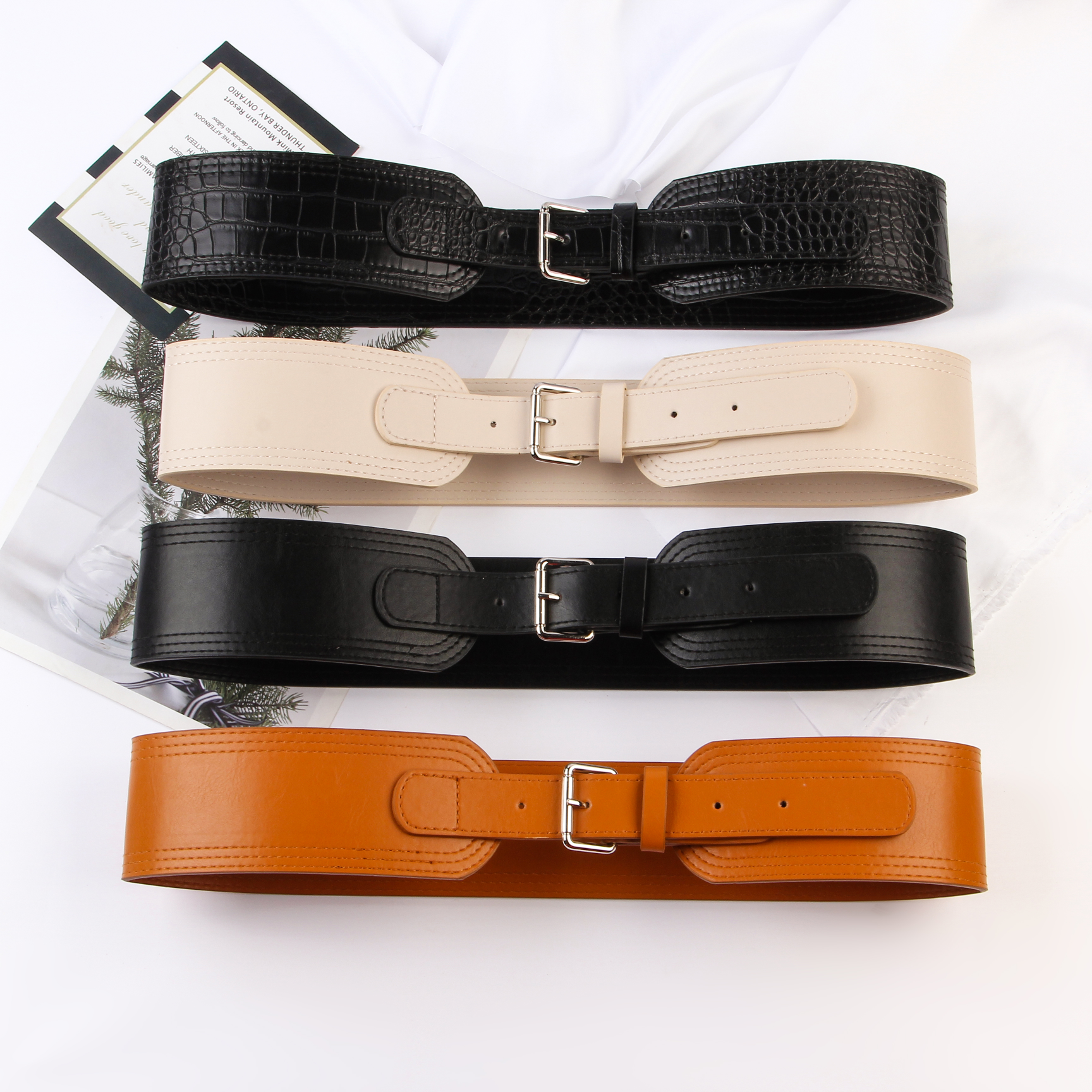 2021 New Waist Belt Crocodile Pattern Fashion Ladies Belt Wide Waist Cover