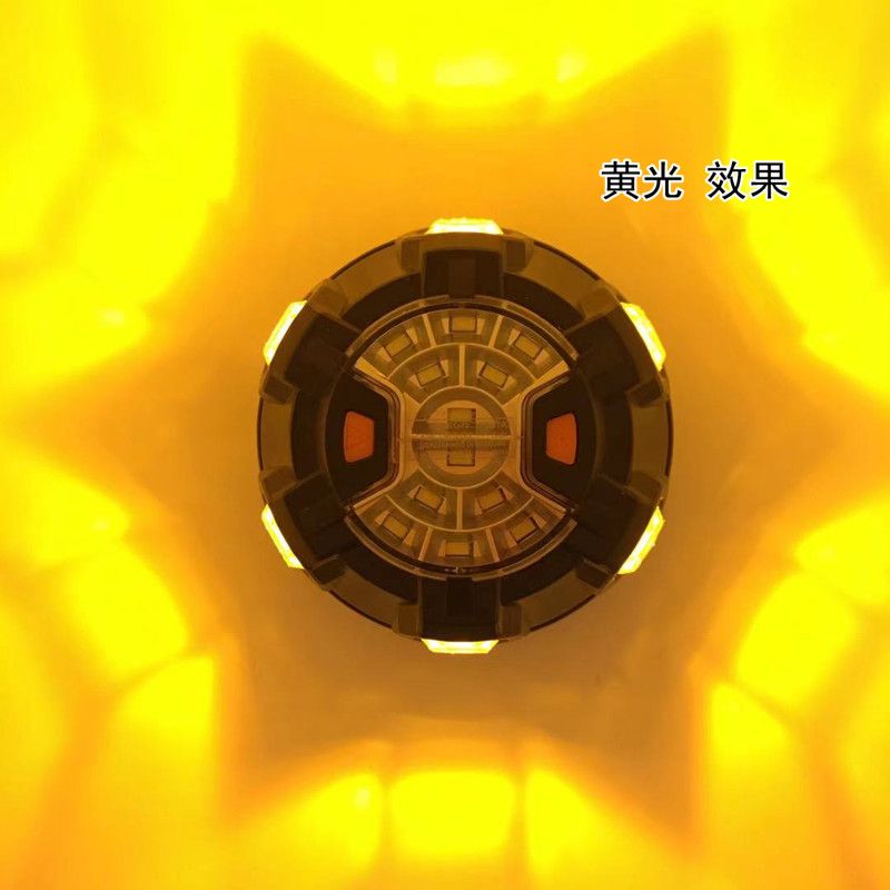 New LED multi-functional safety warning light, car emergency light, magnetic flash light, European work light Application Scenario