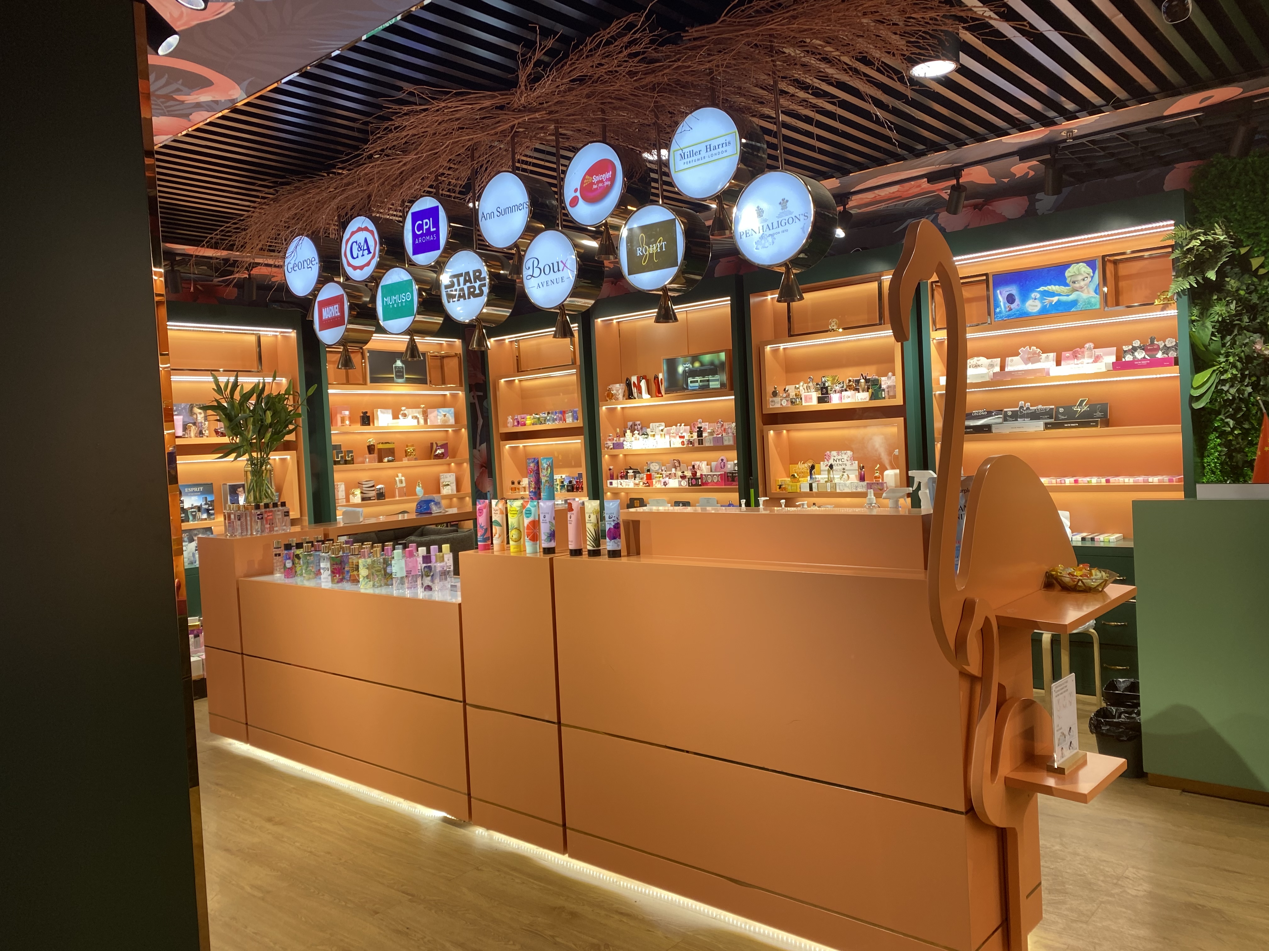 Zhejiang Jinghui Cosmetics Co., LTD describe pic - 5