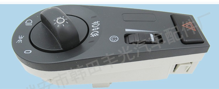 ويطبق البيع المباشر للمصنع على مفاتيح مفاتيح رقم 20942844/2095569 الخاصة بمصابيح السيارات في فولفو FH12 FM pic 6