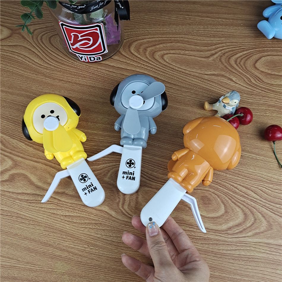 Children's creative cartoon portable kindergarten summer gift children's toy fan