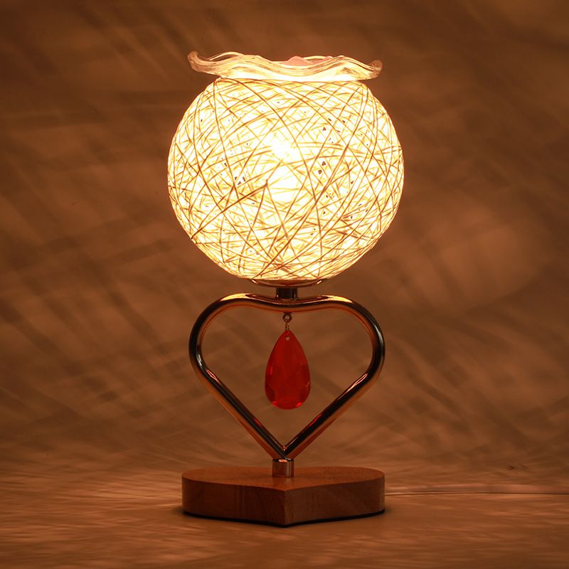 European and American aroma lamp heart shape creative refined oil lamp