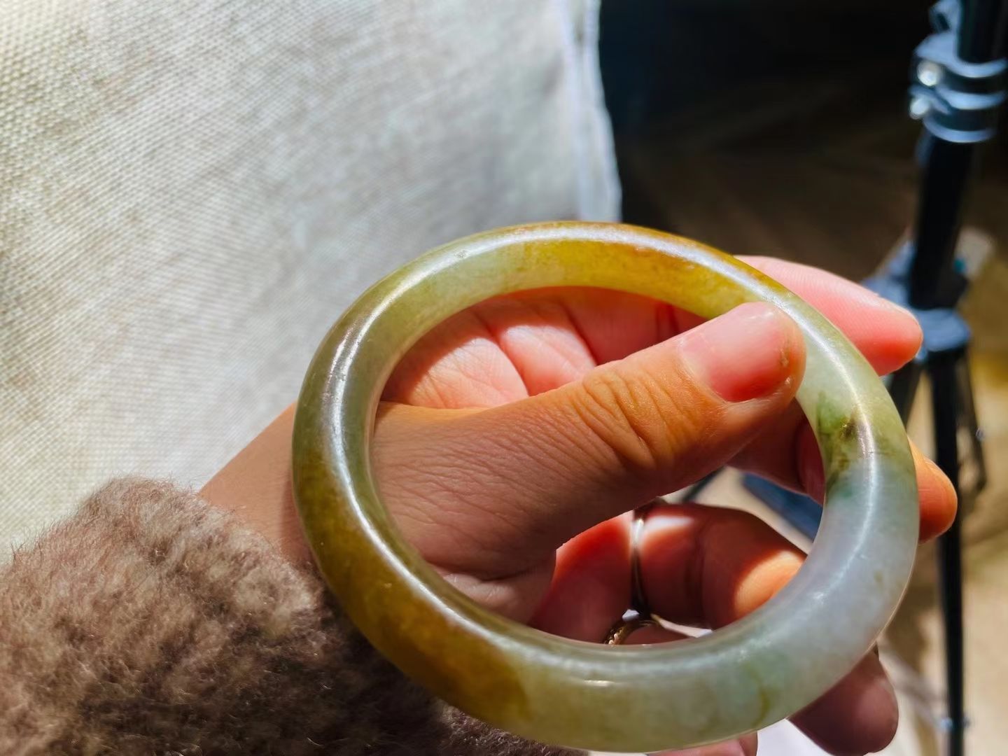 满油冰黄料子 老玉镯 值得收藏产品图