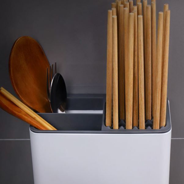 وتم فصل قضبان عيدان العيدان ذات الطبقين عن قضبان عيدان العيدان المقامة على دسور العيدان Specification image