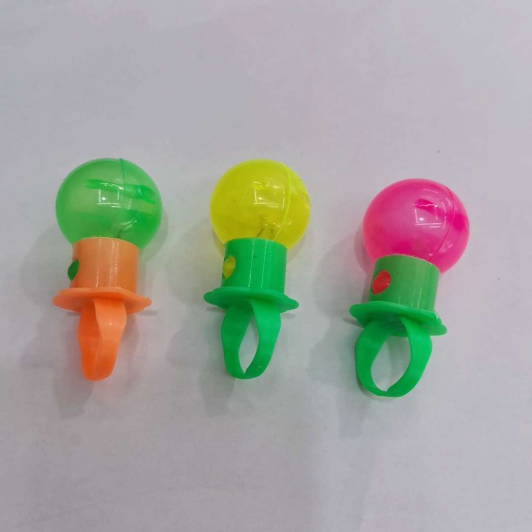 新款发光带灯灯泡造型戒指玩具女孩过家家热卖产品厂家直销批发详情图1