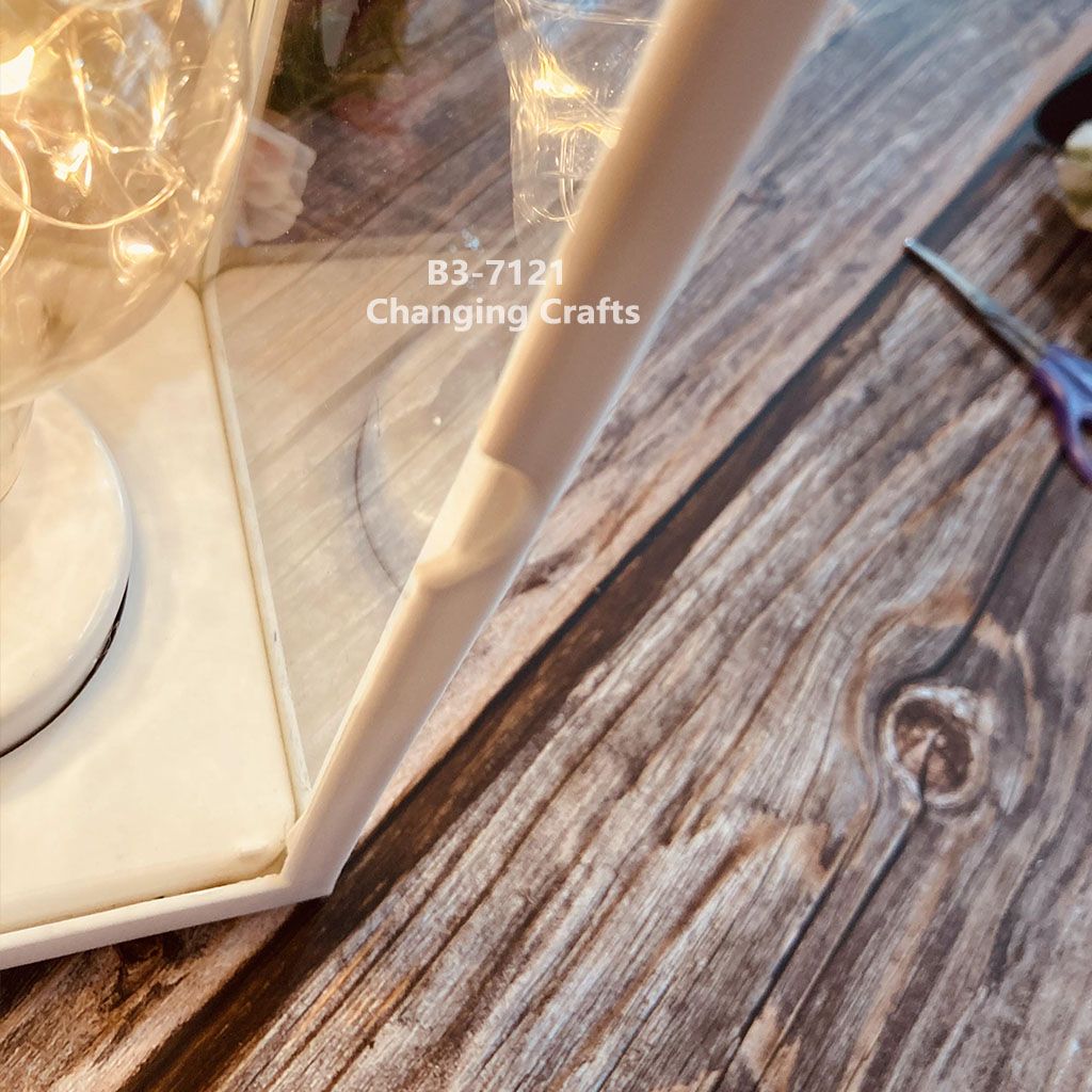Large red Christmas wind light, Nordic simple plastic glass windproof candle holder, romantic wedding decoration piece Application Scenario