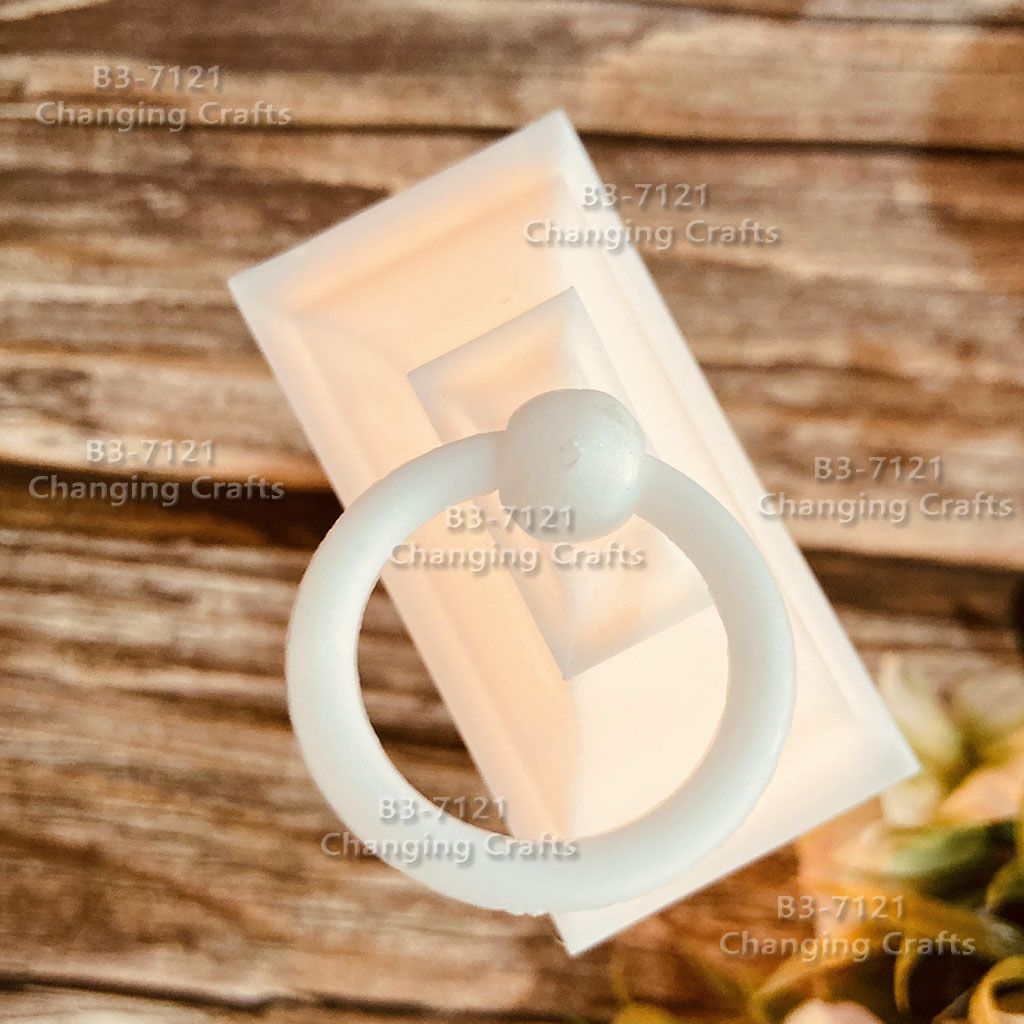 Romantic wedding decorative items: small red Christmas wind light, Nordic simple plastic glass windproof candle holder Application Scenario