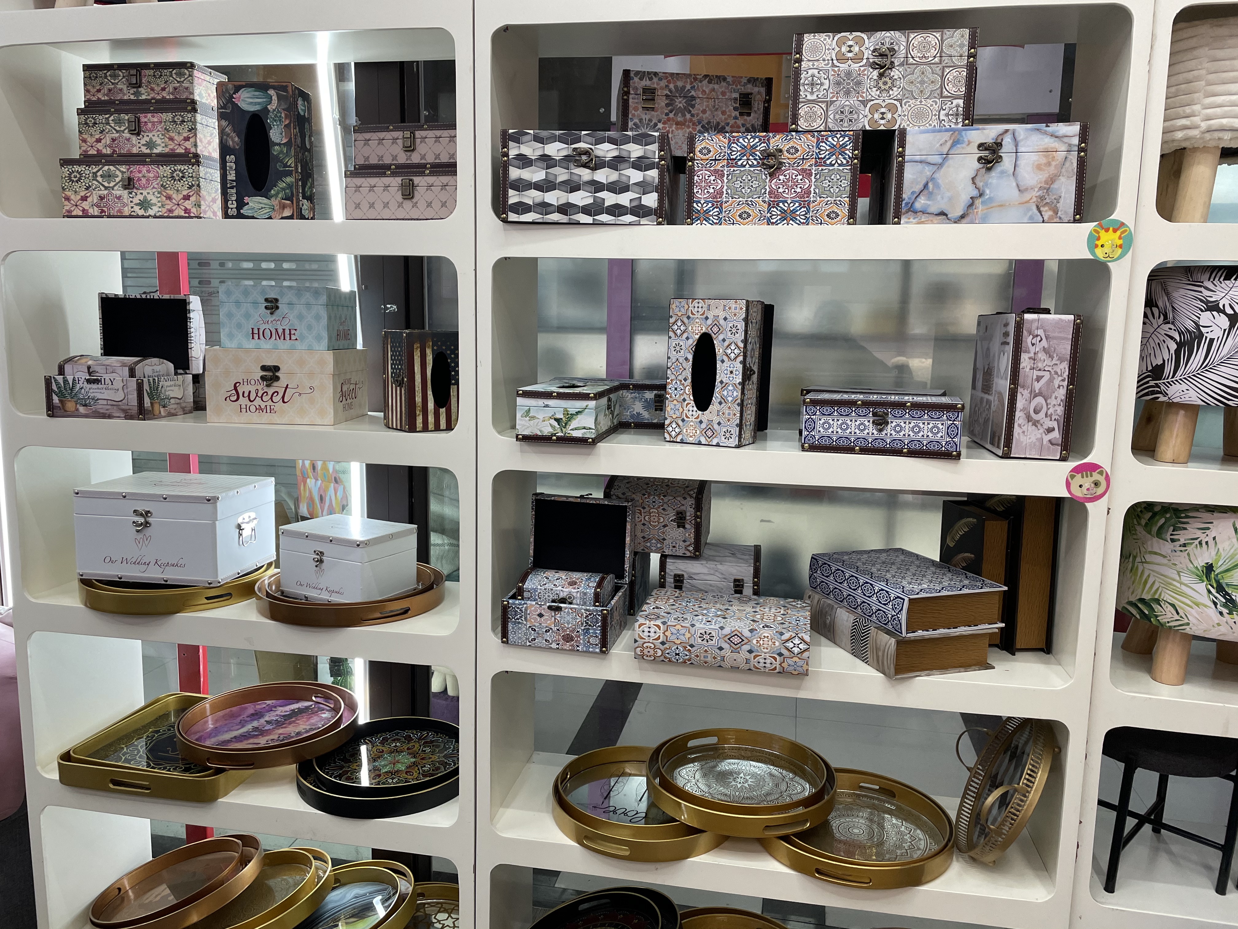 Yiwu Renyi Home Products Co., LTD describe pic - 3